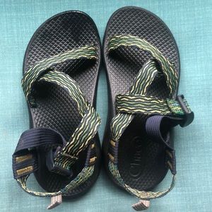 Chaco Shoes - Kids size 1 chaco Chaco Shoes - Kids size 1 chaco